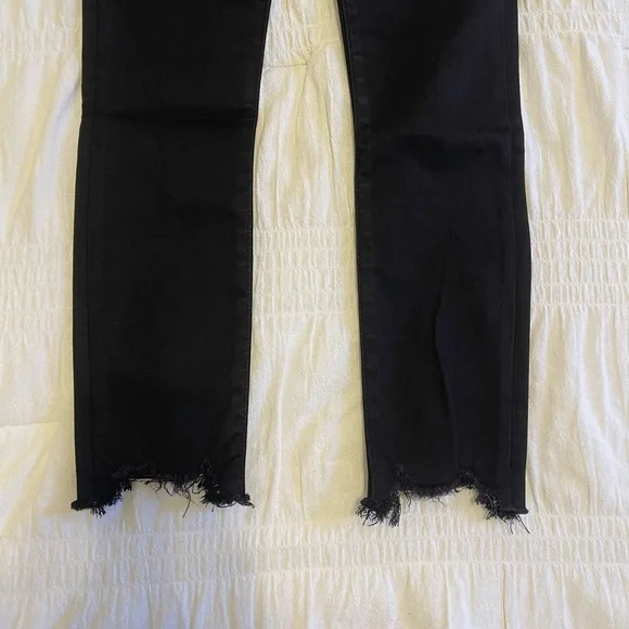 Abercrombie high rise skinny jeans size 00short. NWT! - Picture 3 of 3